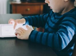 Children's Addiction to Gadgets: What to Do?