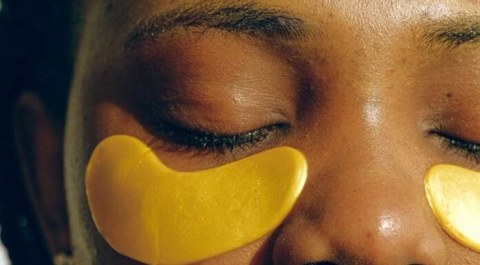 Are Hydrogel Patches Under the Eyes Effective?